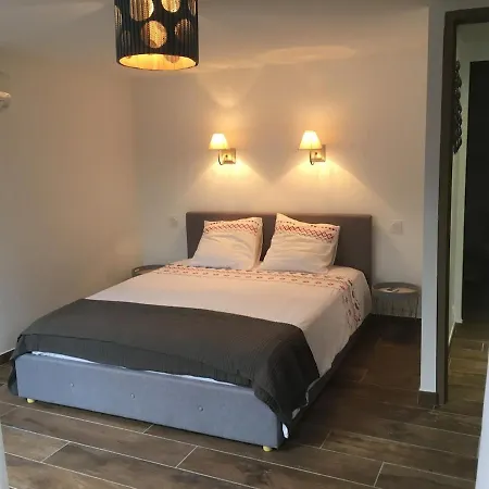 Pied A Terre